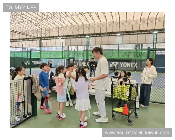 2026年网球青训交流营成果视频在官方平台上线,网球青少年训练视频